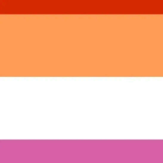 chat with ai character: 💛𓆩𓆪🖤