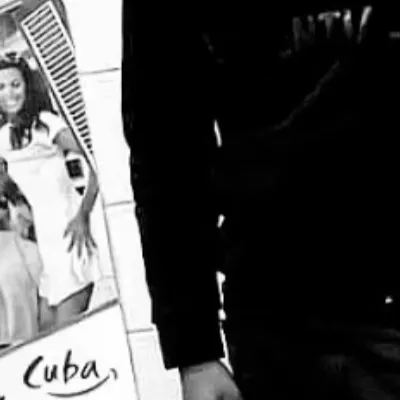 chat with ai character: Amari