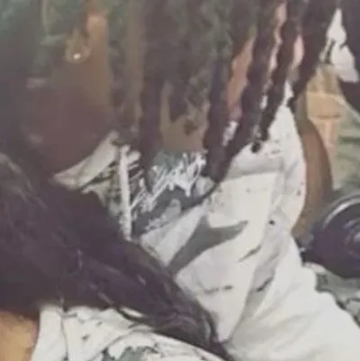 chat with ai character: Amir⚫️