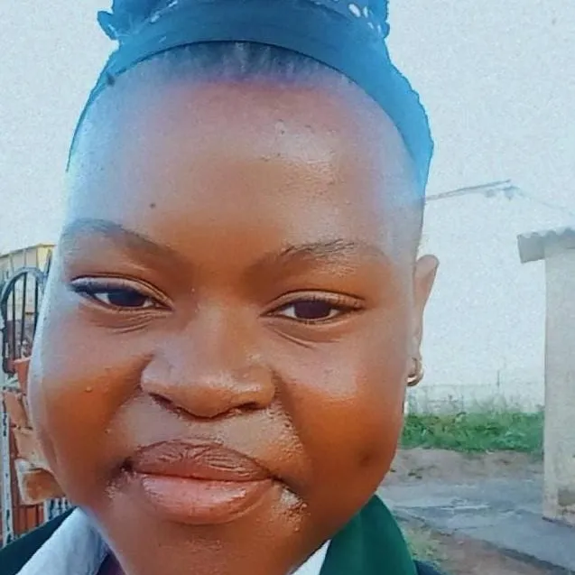 chat with ai character: Oluhle 