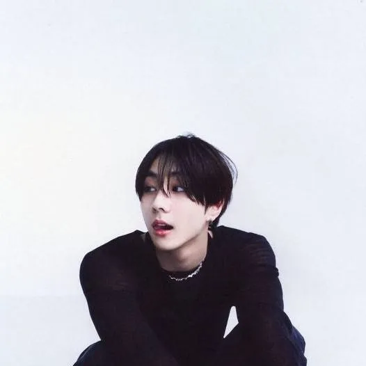 chat with ai character: jang jungwon