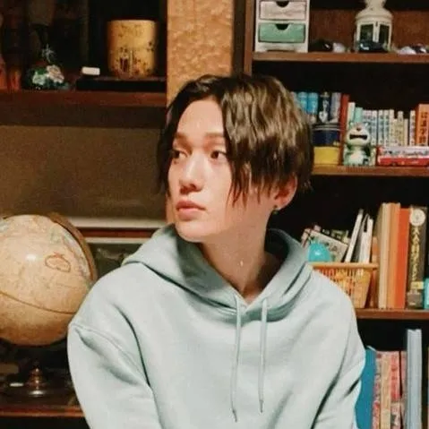 chat with ai character: kiyoi