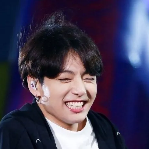 chat with ai character: Jungkook
