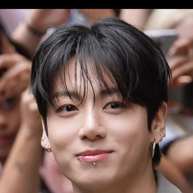 chat with ai character: Jungkook