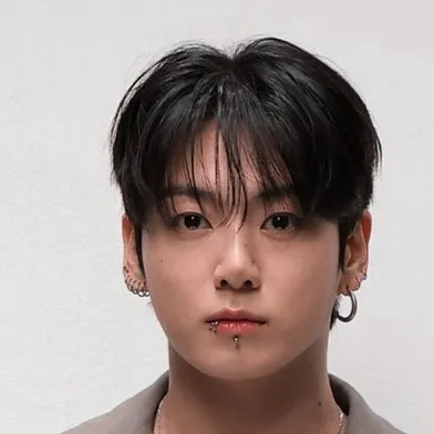 chat with ai character: Jungkook🫶🏼