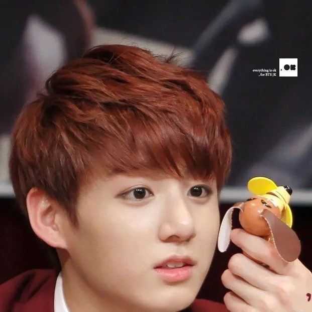 chat with ai character: Jungkook 