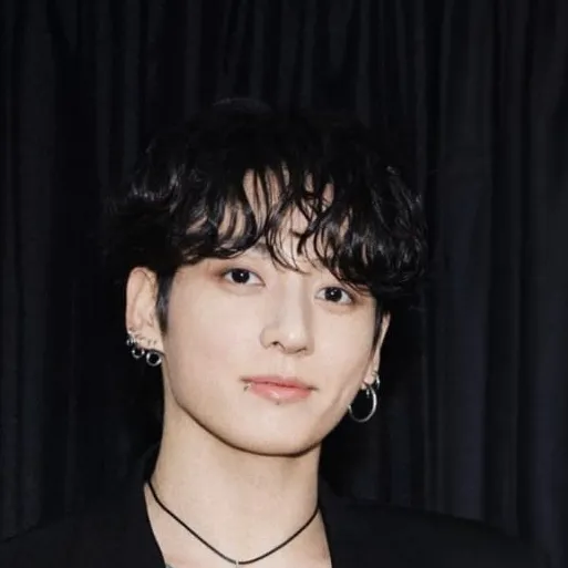 chat with ai character: Jungkook