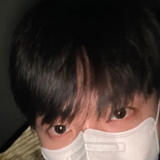 chat with ai character: ᴊᴜɴɢᴋᴏᴏᴋ 