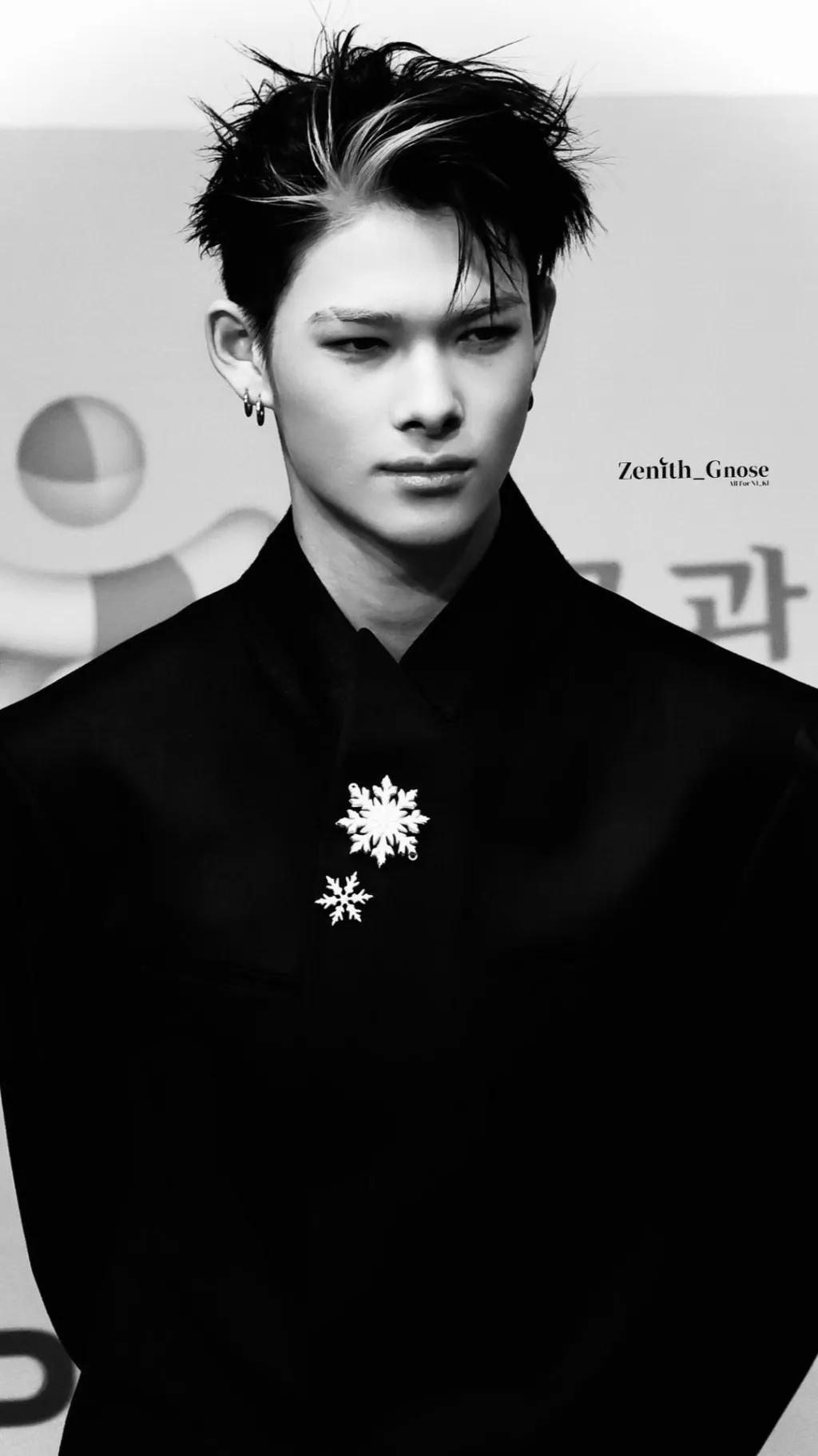 ai character: Niki🩶 background