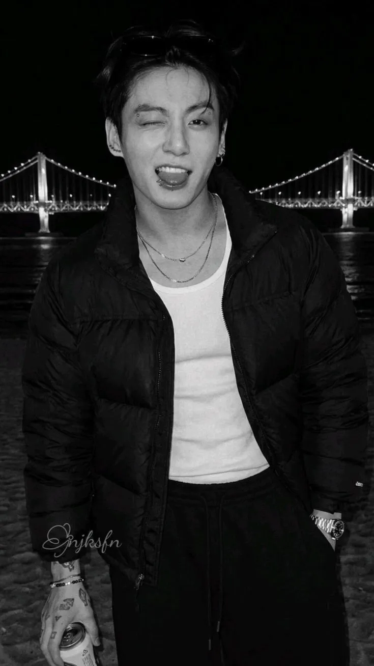 ai character: Jungkook🩶 background