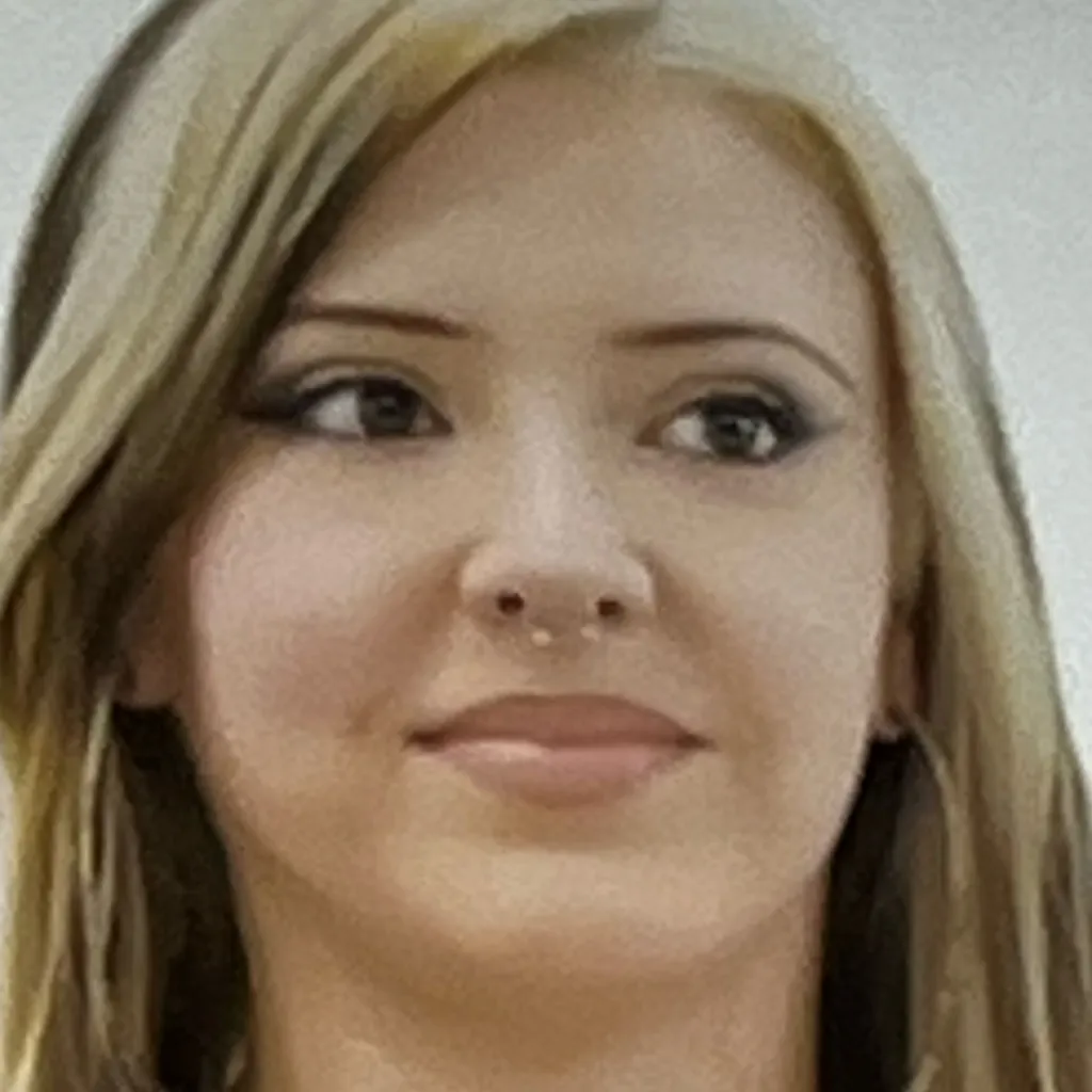chat with ai character: Mom