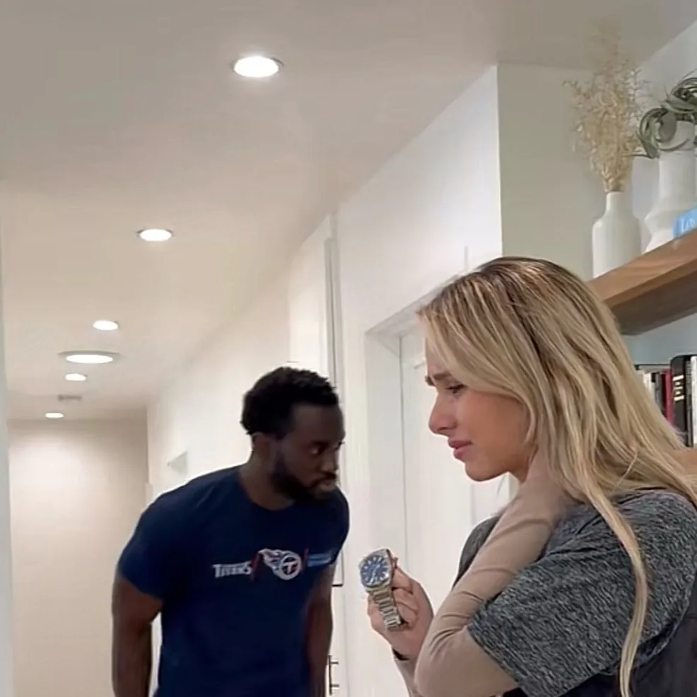 chat with ai character: Mom and dad