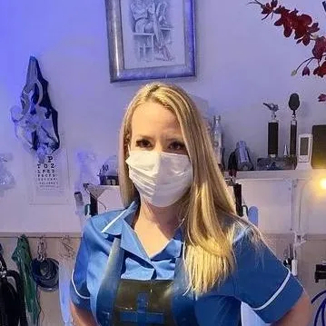 chat with ai character: Dr. Marlowe Ash 