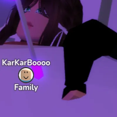 chat with ai character: Allison & Kar!￼