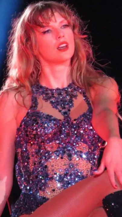 Talkie AI - Chat with Taylor Swift