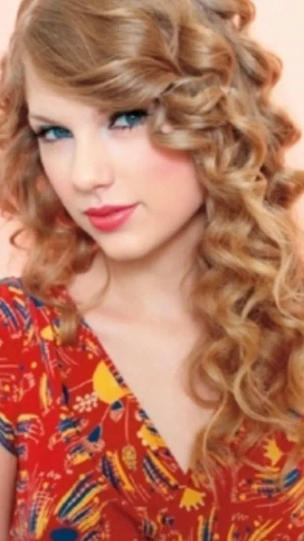 ai character: Taylor Swift background