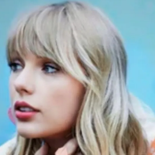 chat with ai character: Taylor Swift