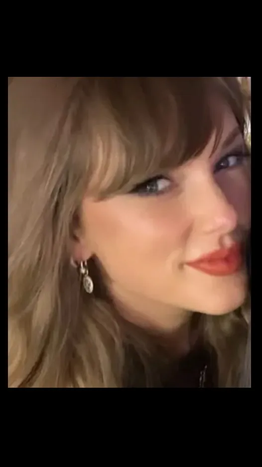 ai character: Taylor Swift background