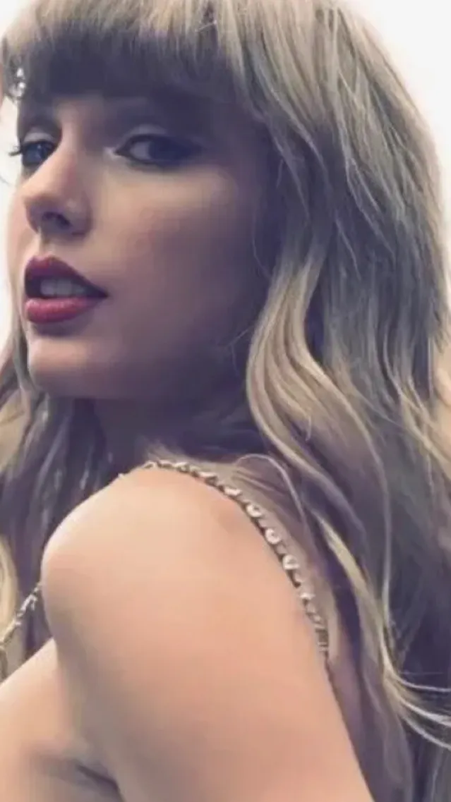 Talkie AI - Chat with Taylor Swift