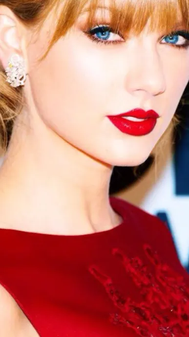 Talkie AI - Chat with Taylor Swift