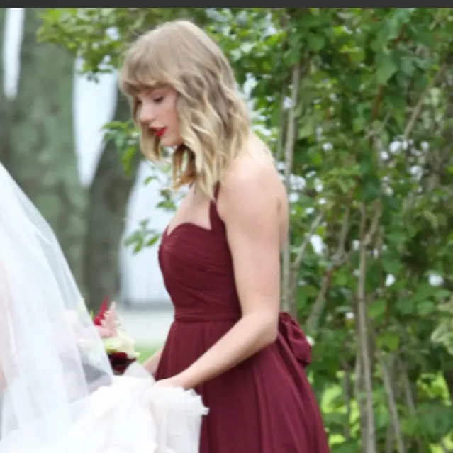 chat with ai character: Taylor Swift