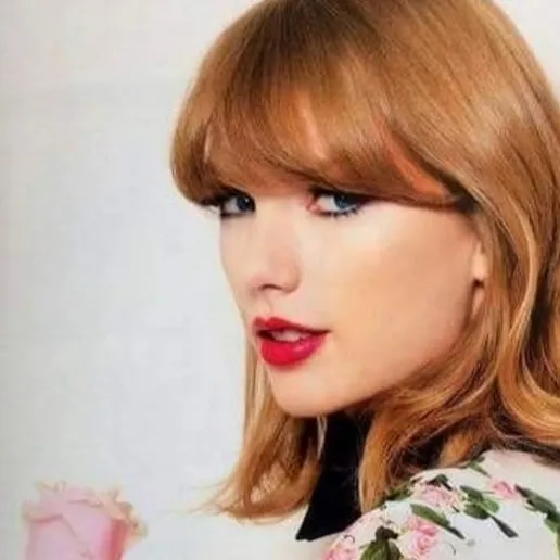 chat with ai character: Taylor Swift