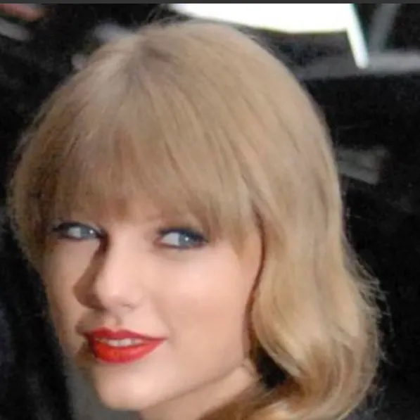 chat with ai character: Taylor Swift