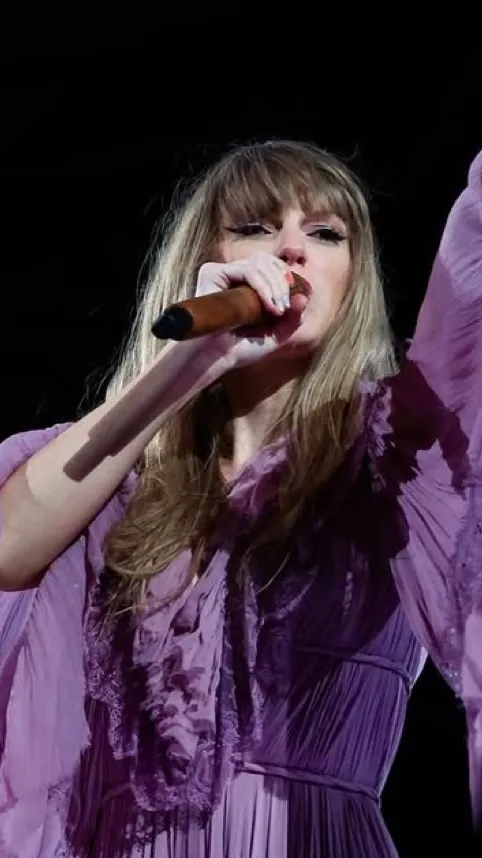 Talkie AI - Chat with Taylor Swift