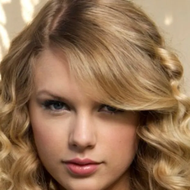 chat with ai character: Taylor Swift