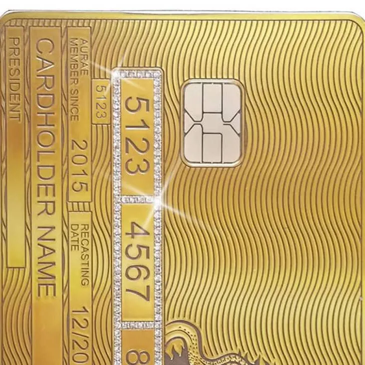 chat with ai character: Gold Card