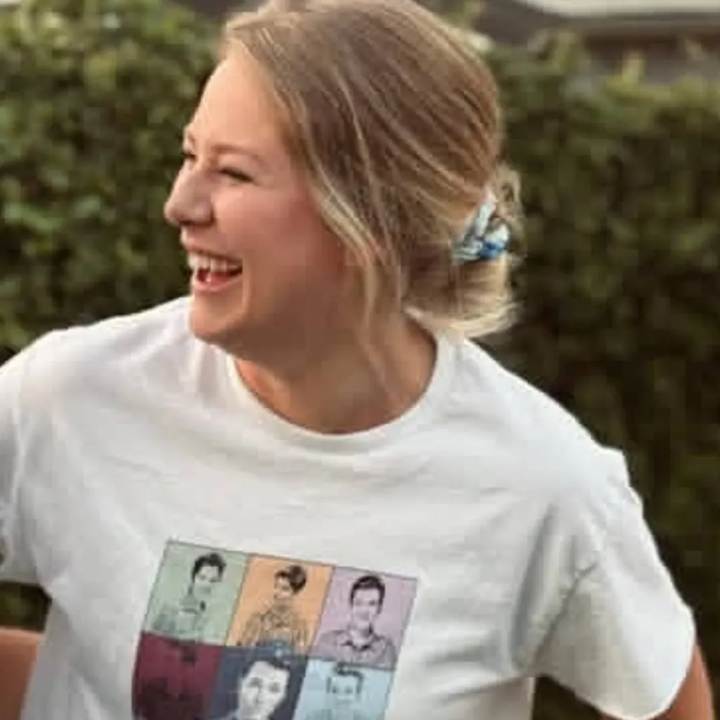 chat with ai character: London Elise Kress