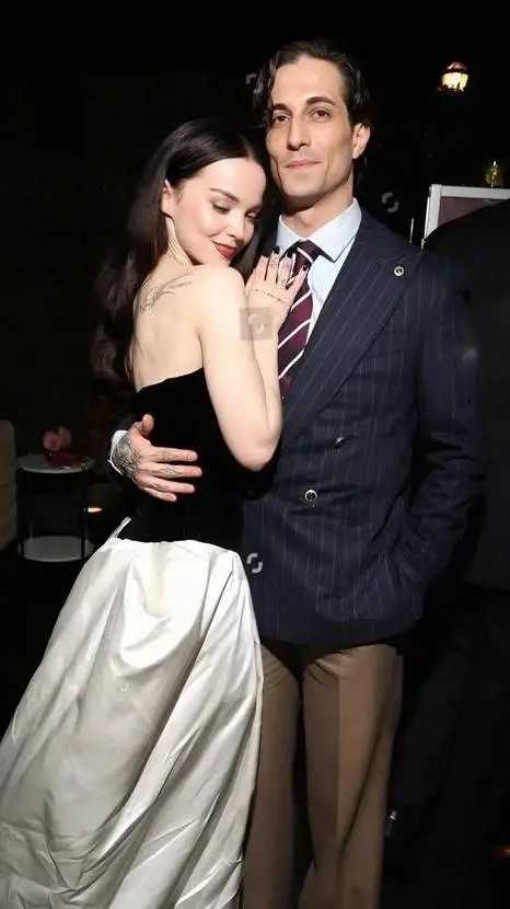ai character: damiano david .  background