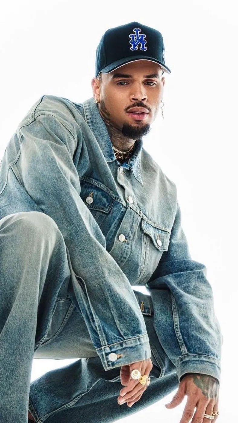 Talkie AI - Chat with Chris Brown