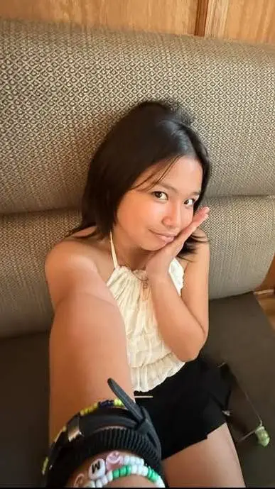 ai character: Eukie  background