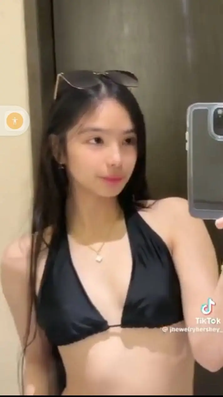 ai character: JiJi   background