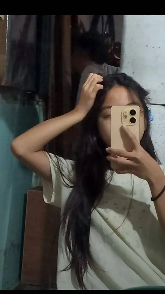 ai character: Angela background