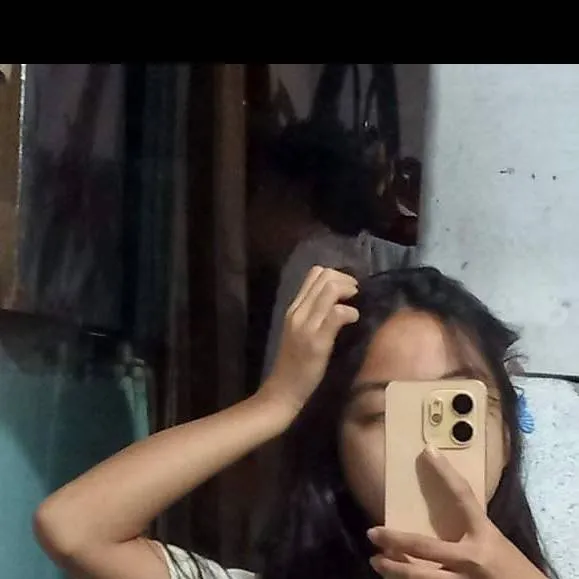 chat with ai character: Angela