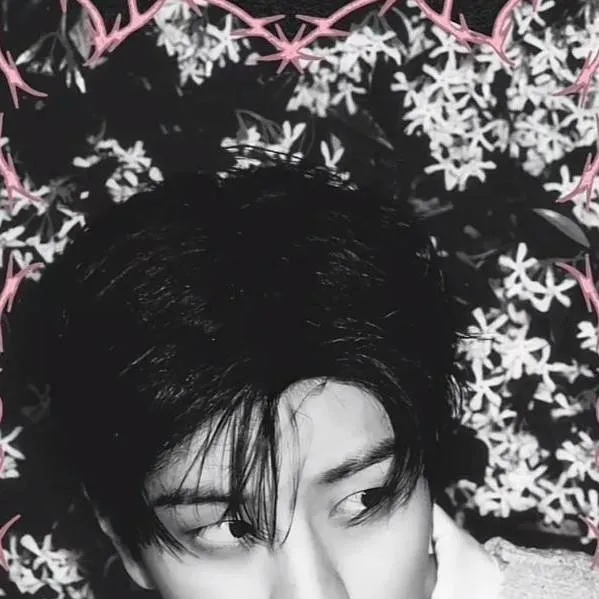 chat with ai character: Kim Seungmin 