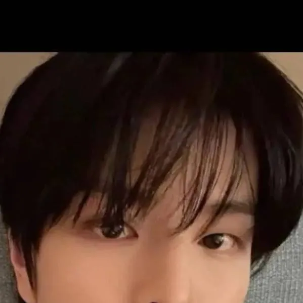 chat with ai character: Kim Seungmin 