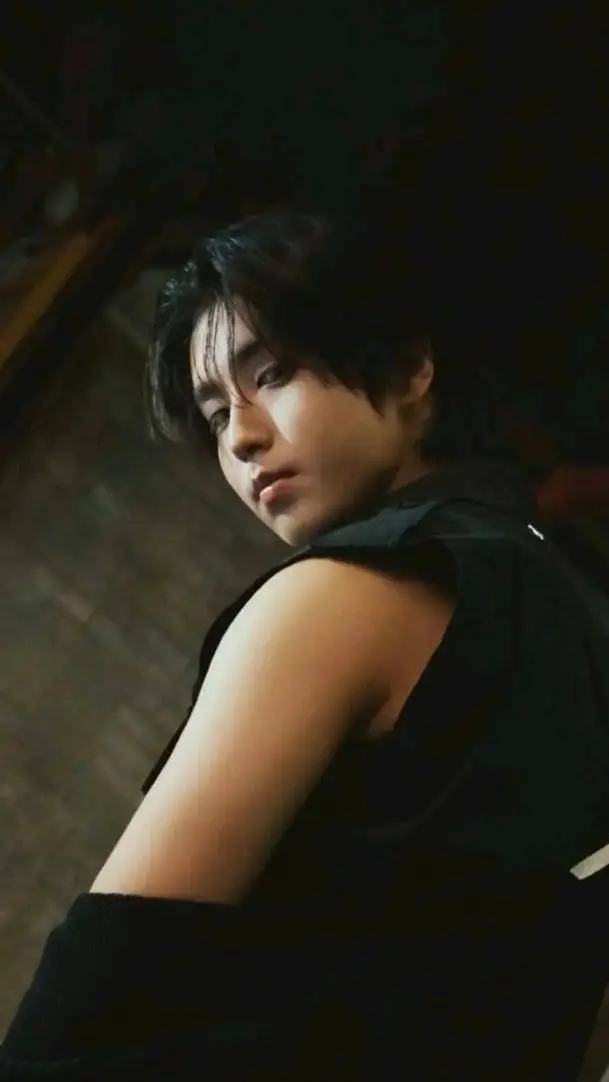 ai character: Han jisung  background