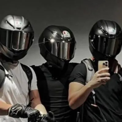 chat with ai character: Biker Boys
