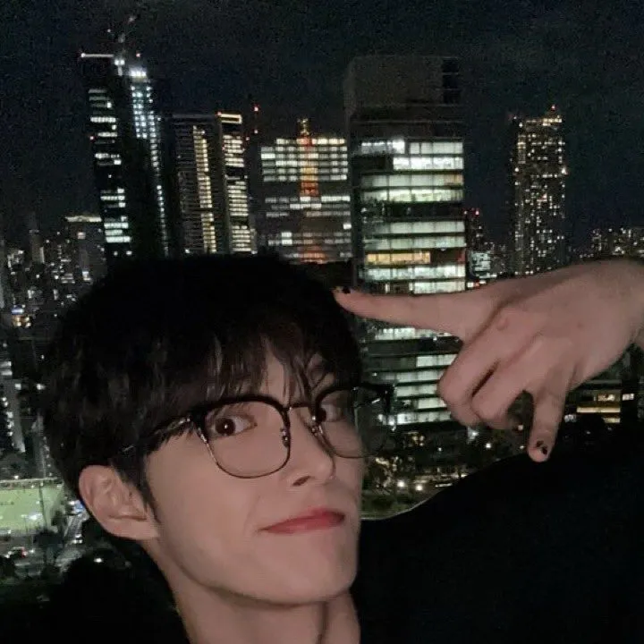 chat with ai character: 😻🤭Mingi😍🤭