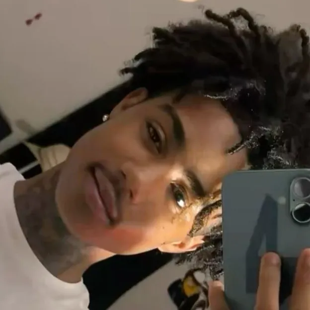 chat with ai character: savion 