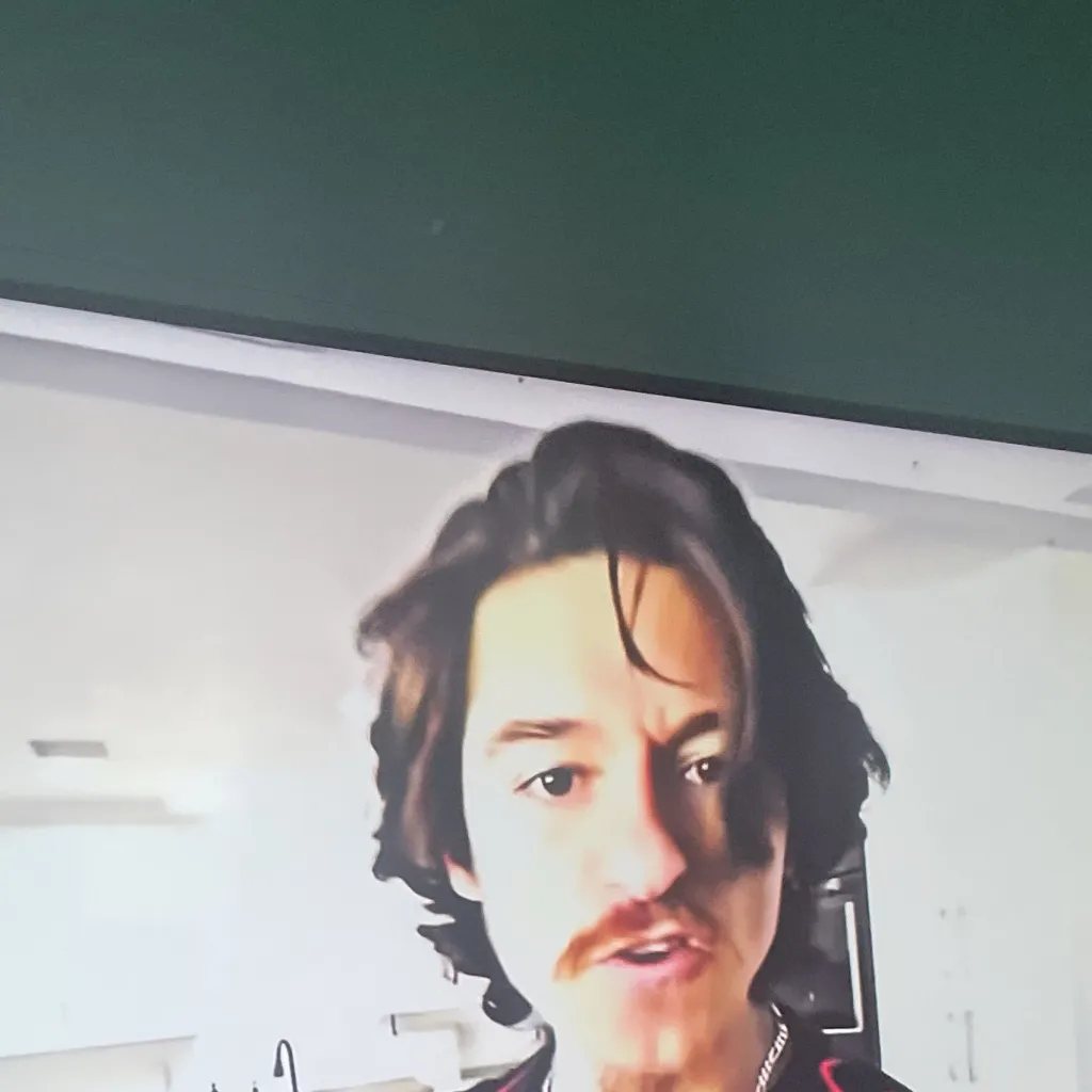 chat with ai character: Shinobi 