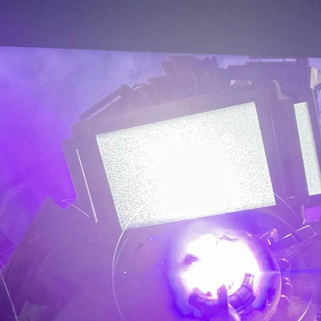 chat with ai character: Titan Tvman 