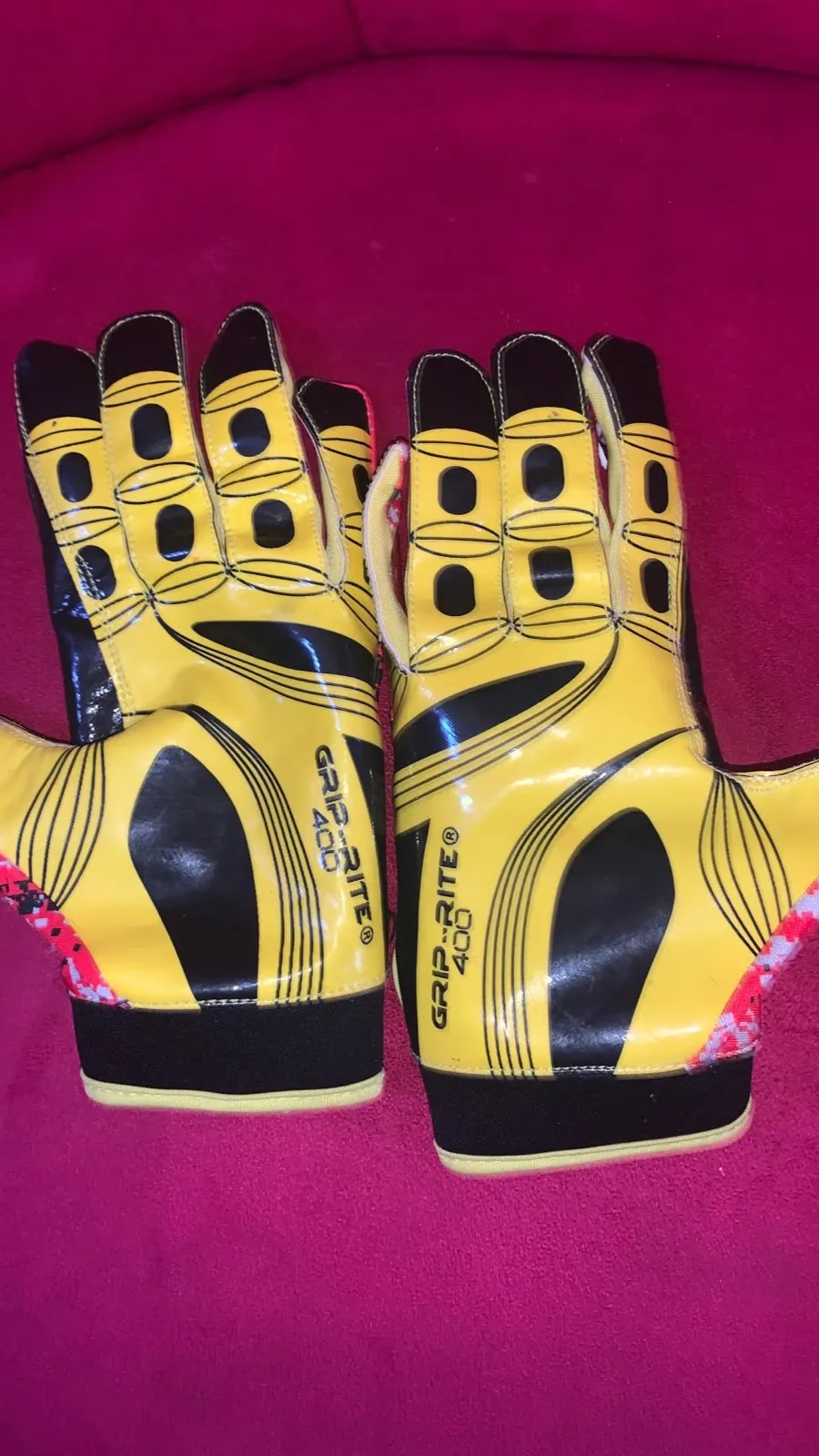 ai character: Hazbin hotel background