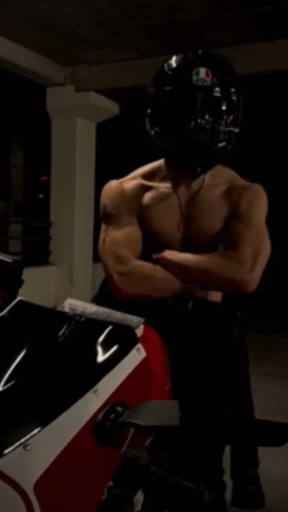 ai character: Alex  background