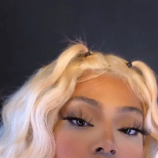 chat with ai character: Miya😍💅👑