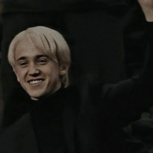 chat with ai character: Slytherin 2💚🐍