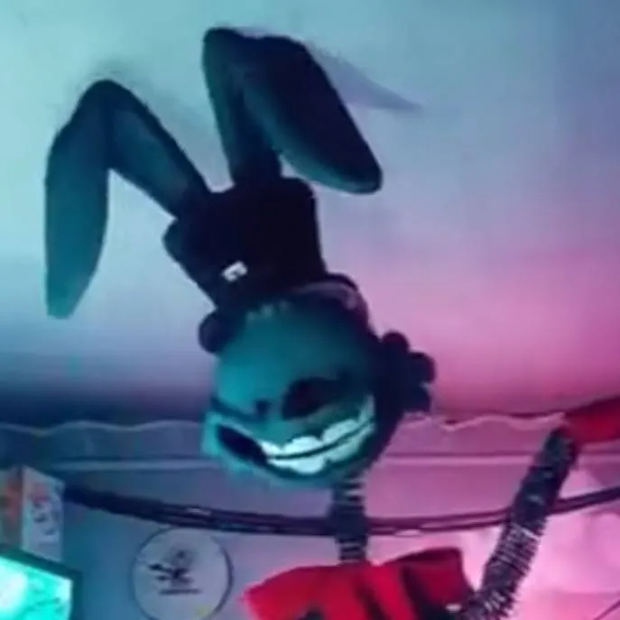 chat with ai character: uh...other Frankie